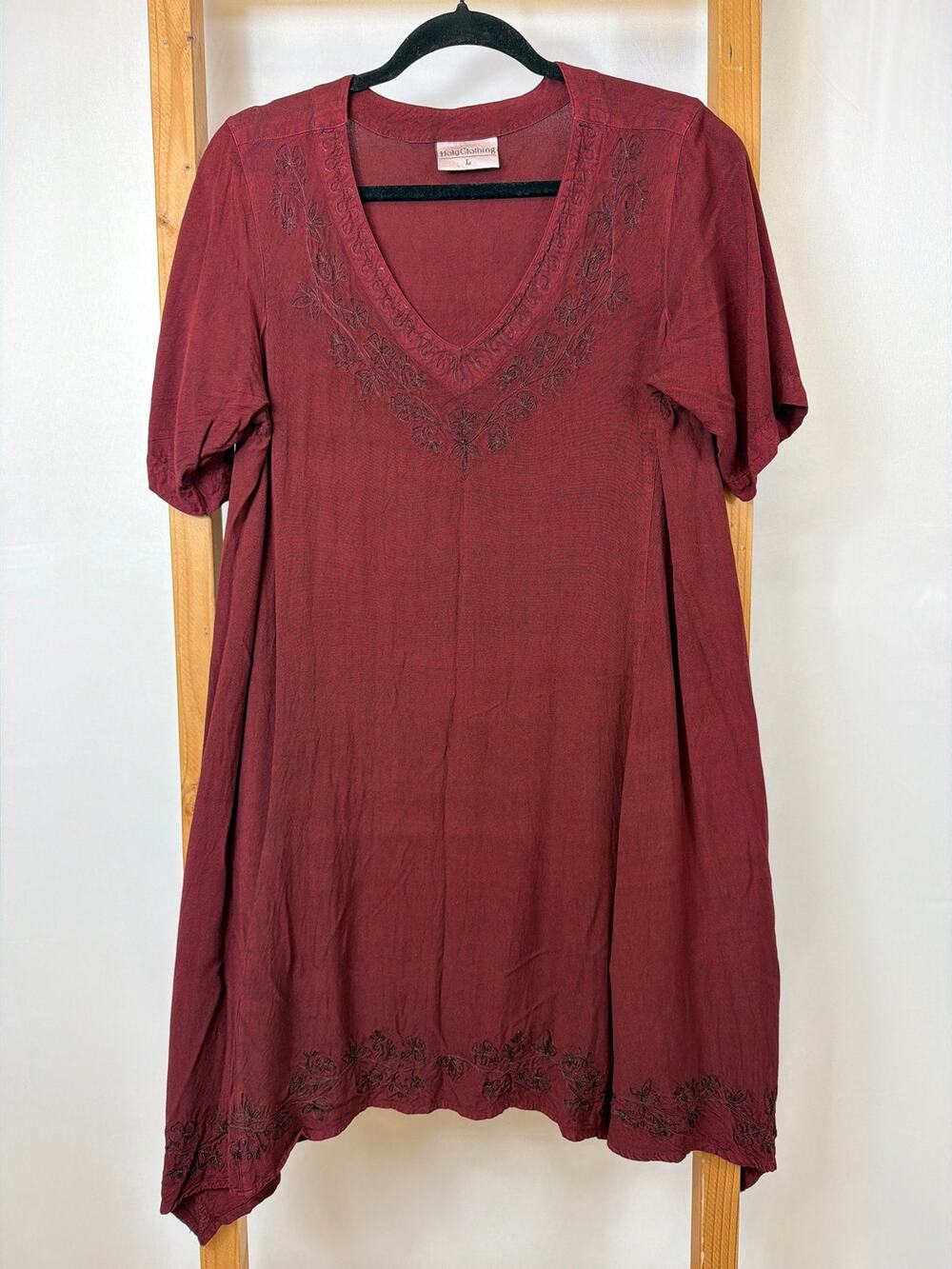 Holy Clothing Red Floral Embroidery V-Neck Midi Dress Size L